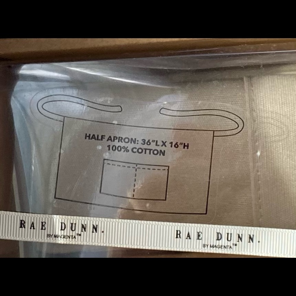 Rae Dunn “HOT CHICK” Rolling Pin and Apron set-NEW - Picture 4 of 6